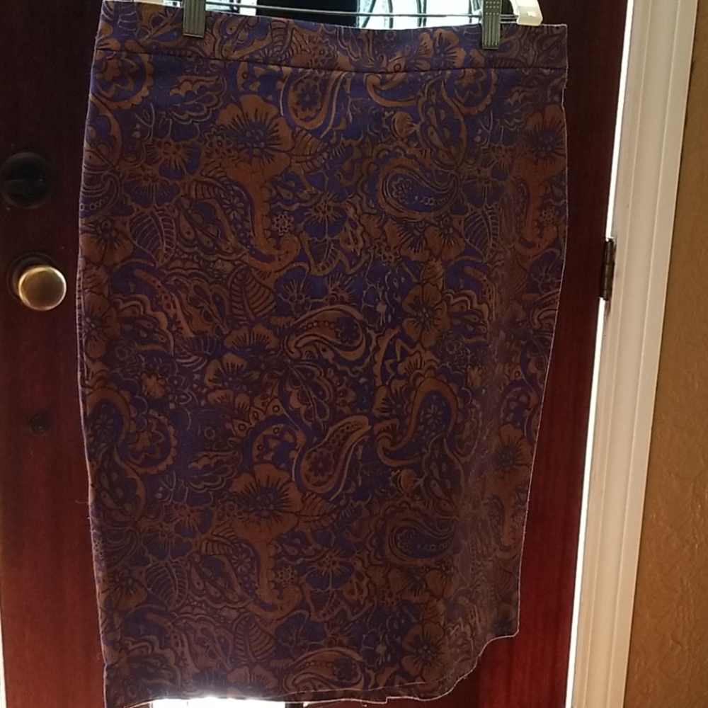 Skirt printed